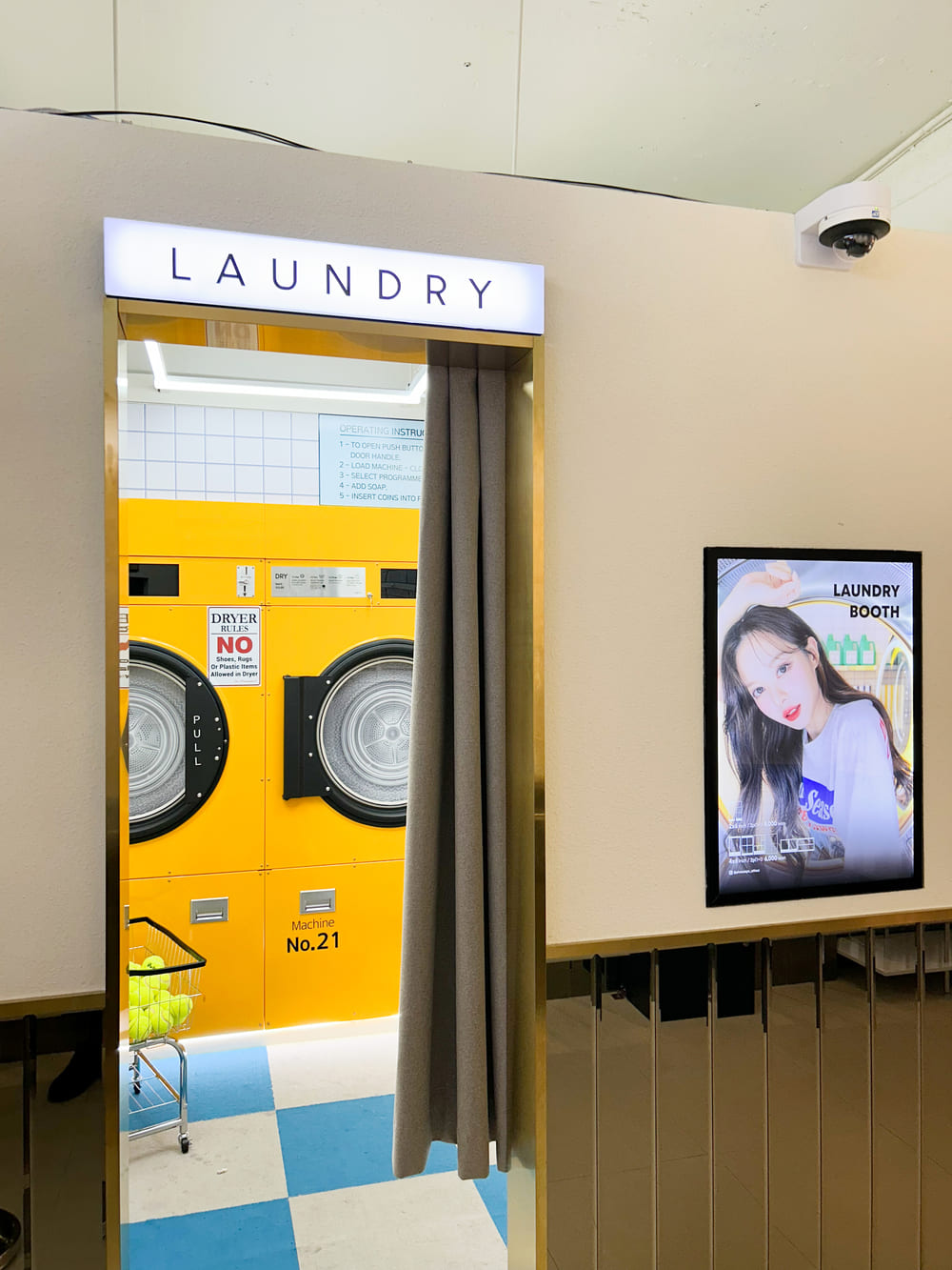 Laundry Booth interior